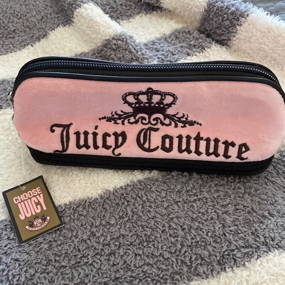 Juicy Couture Handbags - **BRAND NEW** Juicy Couture sunglass Case